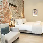 Monopati House 3*