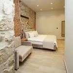 Monopati House Mouzaki