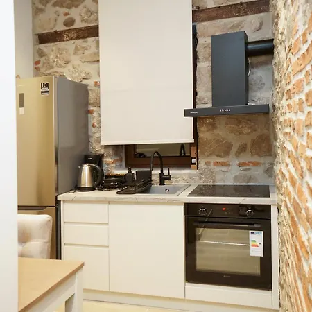 Monopati House Апарт-отель Mouzaki