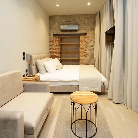 Monopati House Апарт-отель