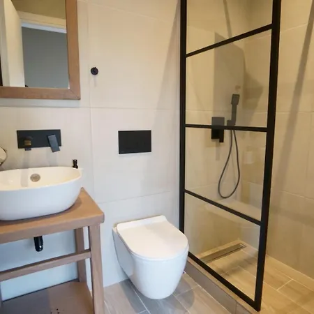 Monopati House Апарт-отель 4*