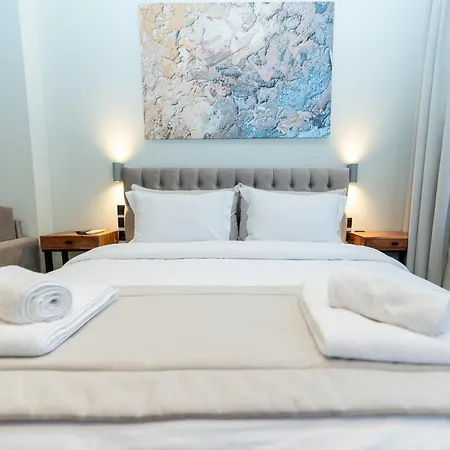 Monopati House Aparthotel