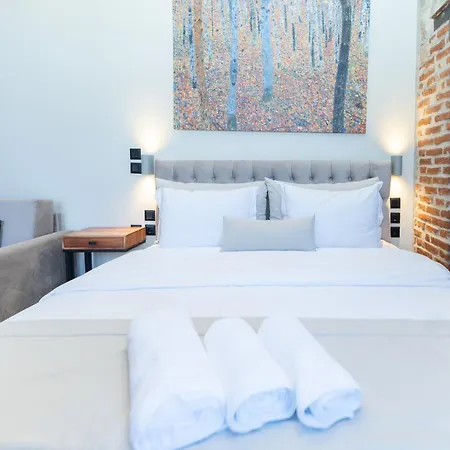 Monopati House 3*