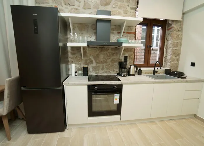 Monopati House Mouzaki