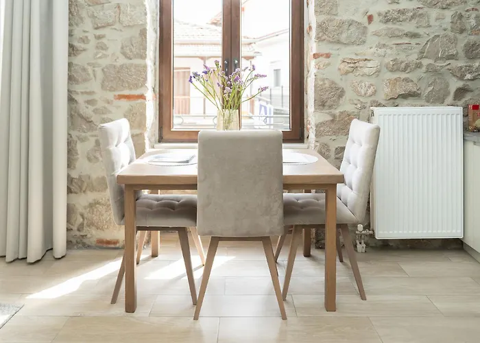 Monopati House Aparthotel