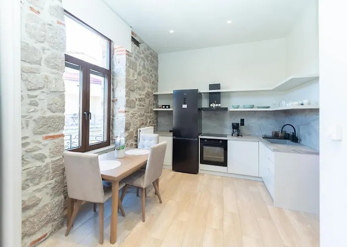 Aparthotel Monopati House Mouzaki